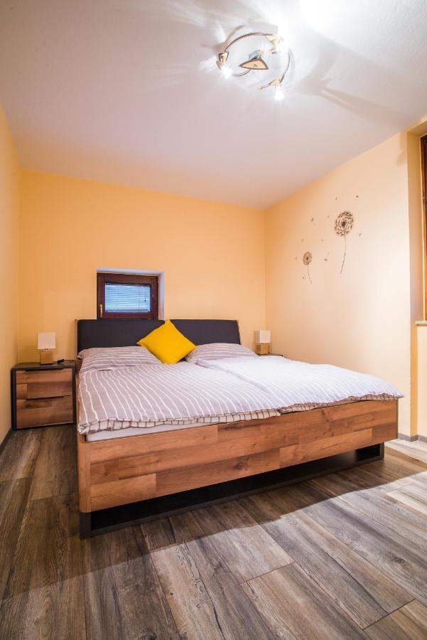 Apartment Veninsek Luce Экстерьер фото