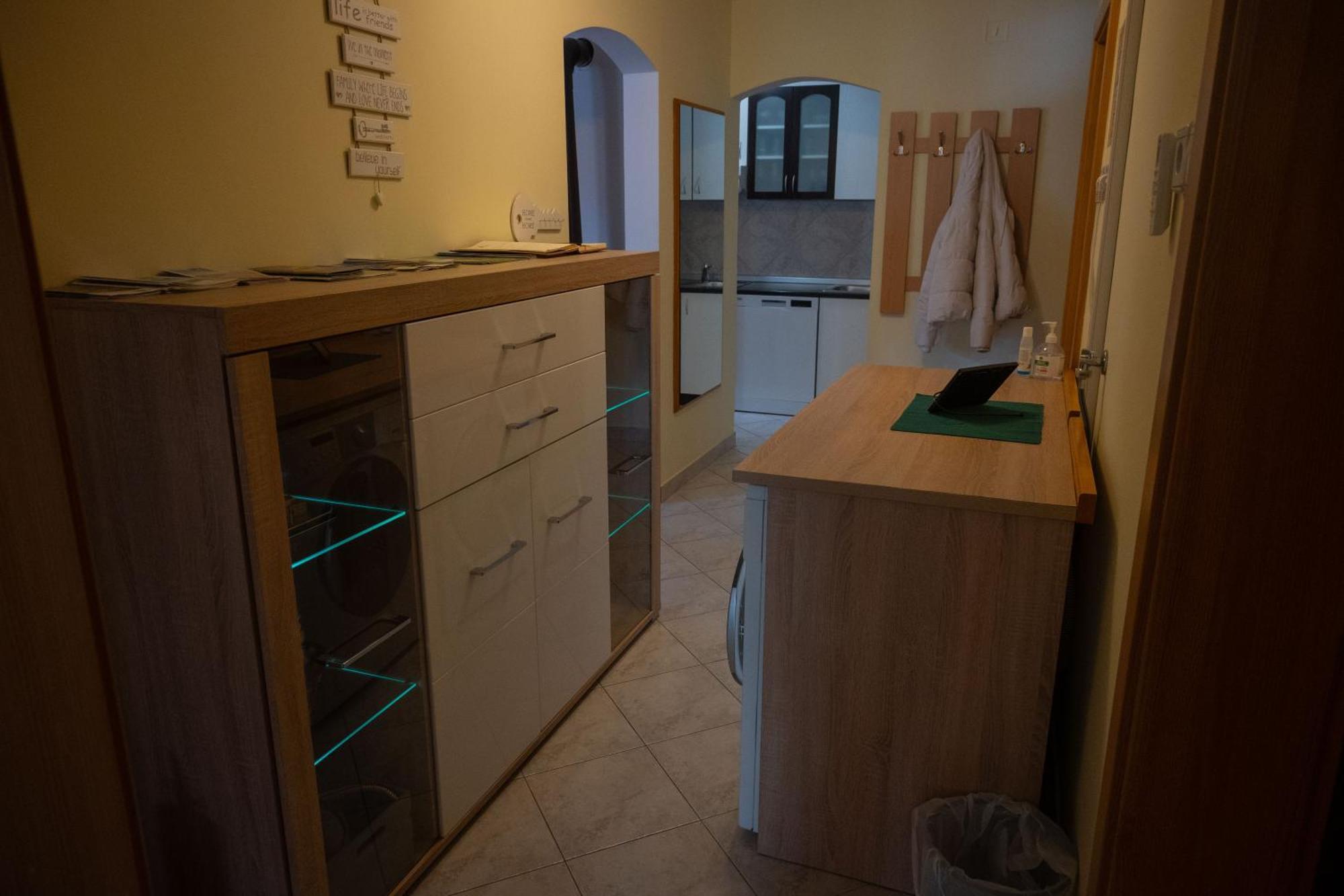 Apartment Veninsek Luce Экстерьер фото