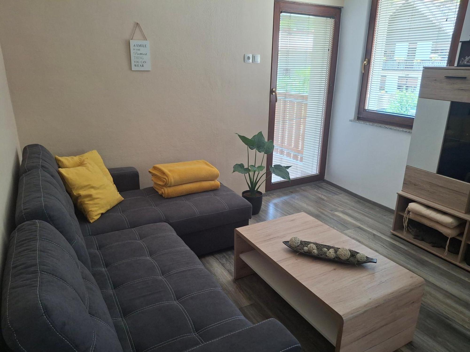 Apartment Veninsek Luce Экстерьер фото